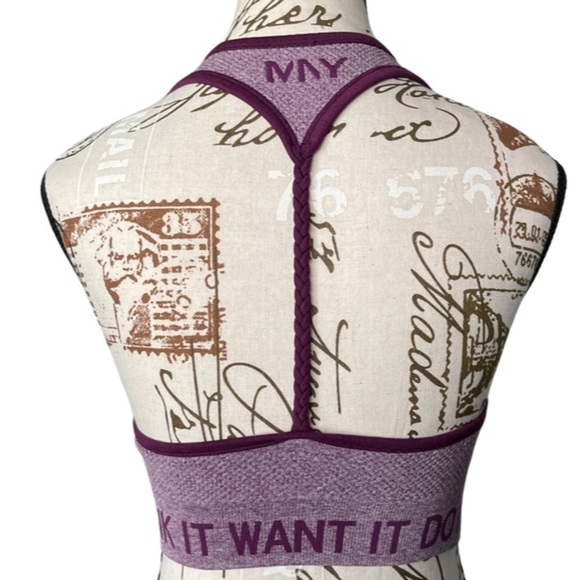 Andrew Marc New York Braided Back Sports Bra Small "Think it Want it Do it"RARE - Picture 2 of 3